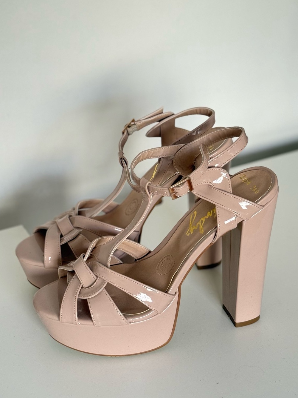 Nude Patent Platform T-Strap Heels Size 9 Woman NWOT